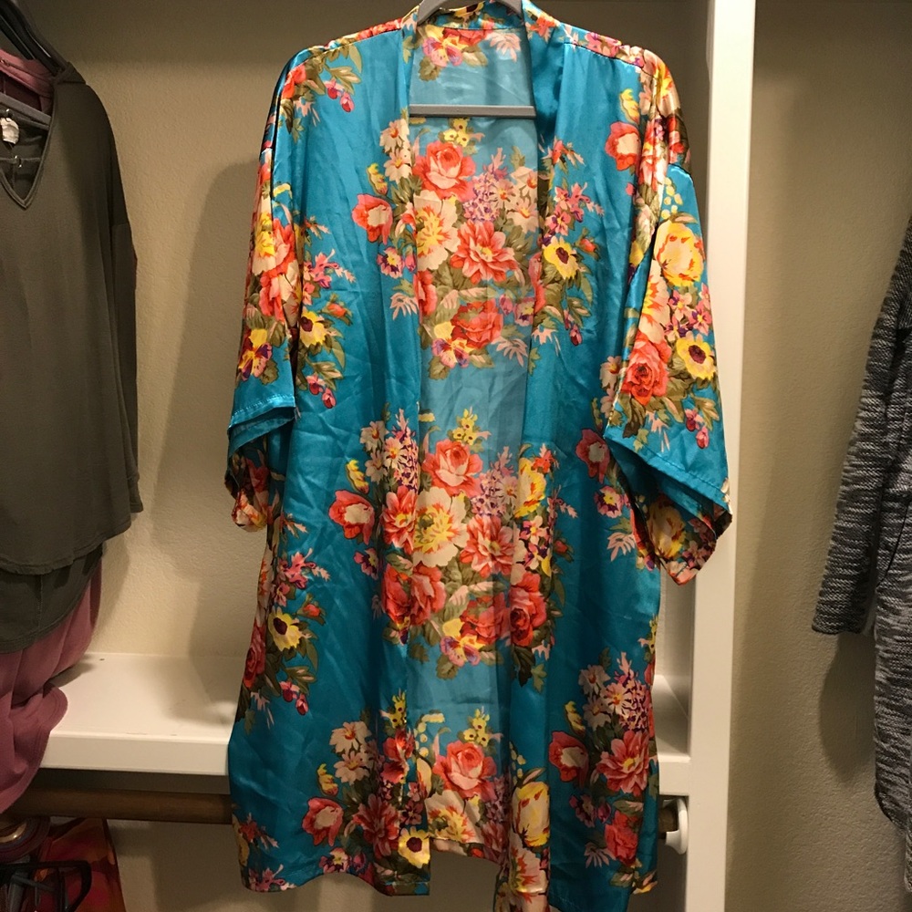 Glam Robe